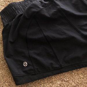 Lululemon Shorts Size 4